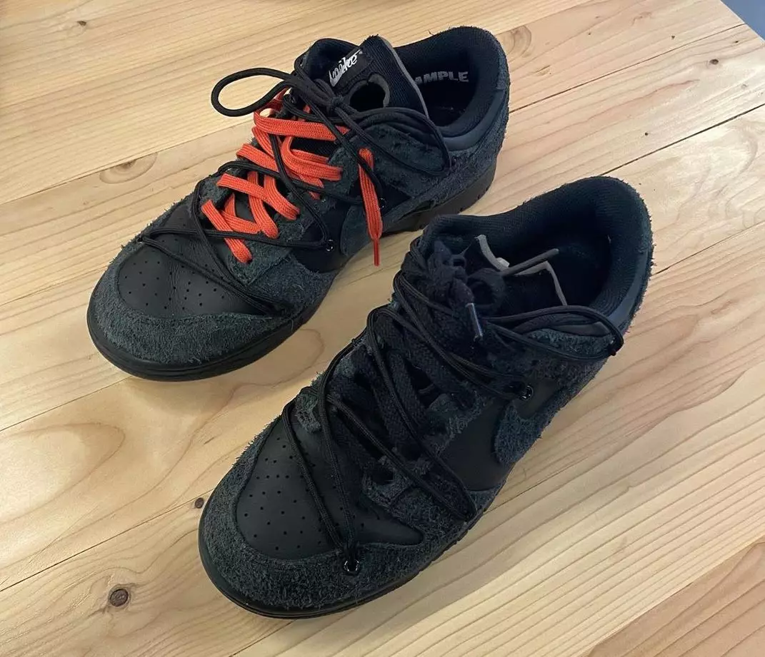 Off-White Nike Dunk Low Black Datum vydání