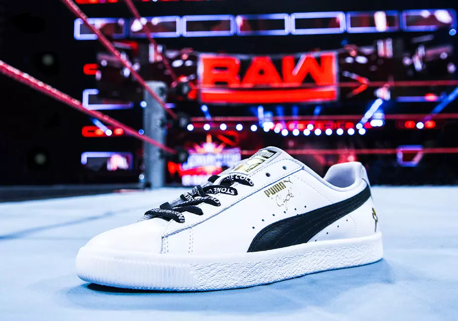 WWE 풋 로커 PUMA 클라이드 팩