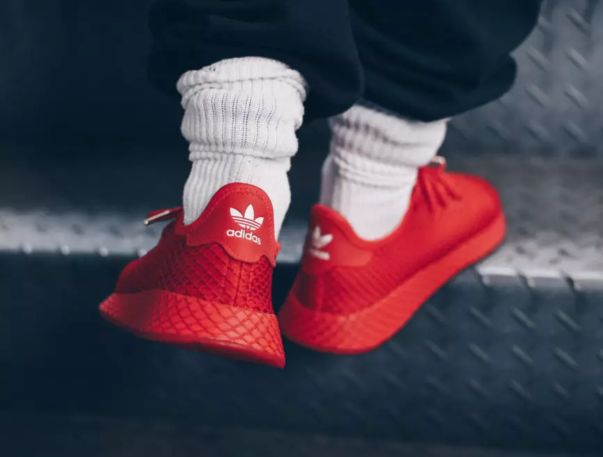 atmos adidas Deerupt Red G27330 julkaisupäivä