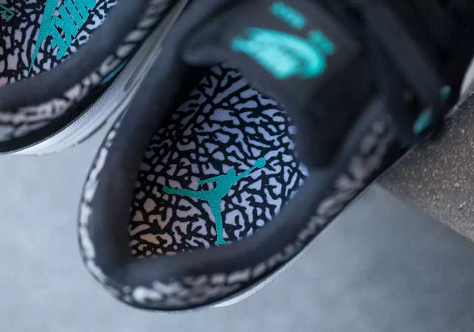 Pacote Air Jordan Atmos 923098-900