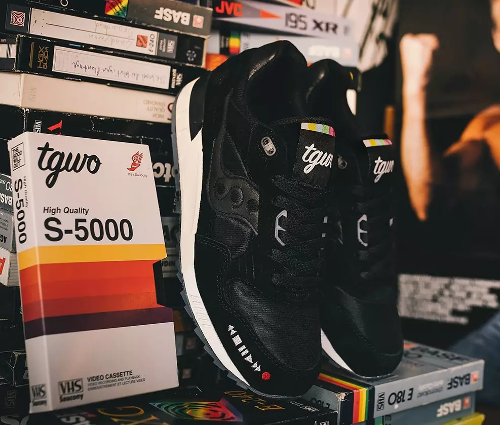 TGWO Saucony Shadow 5000 VHS リリース日