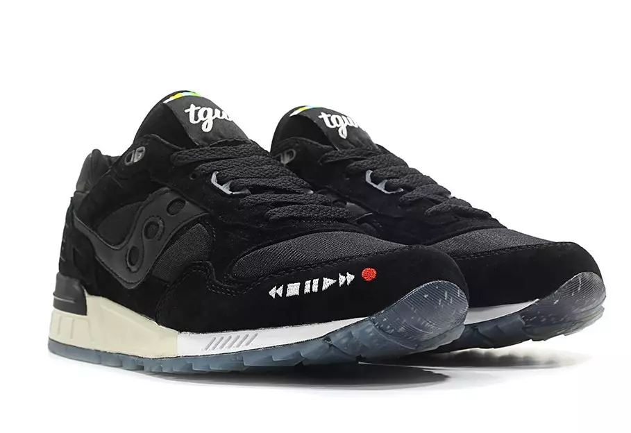 TGWO Saucony Shadow 5000 VHS Датум на издавање