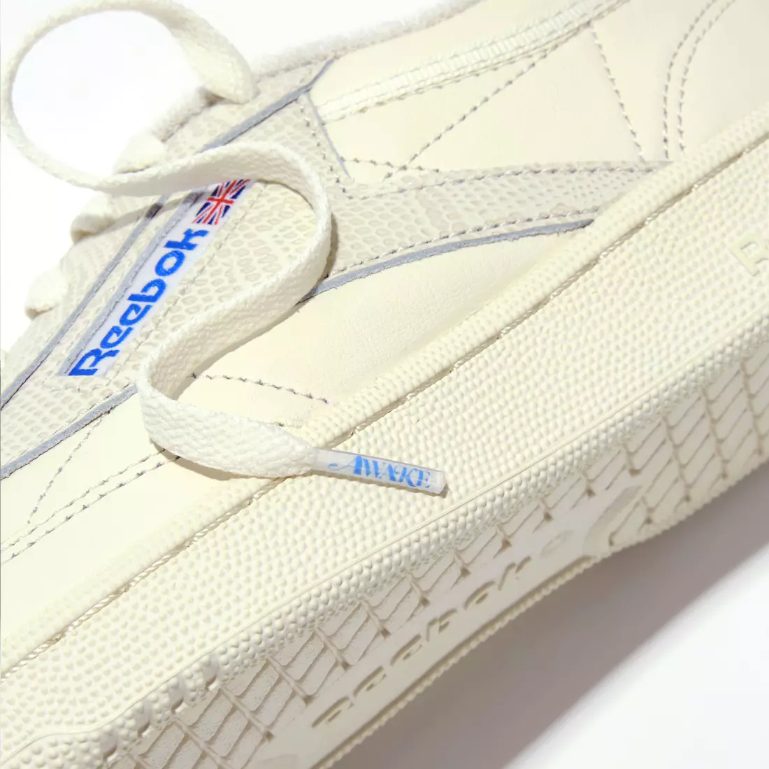 Awake NY Reebok Club C H03328 Data di rilascio