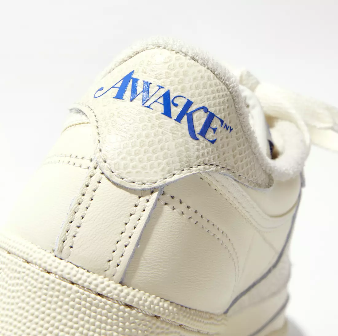 Awake NY Reebok Club C H03328 תאריך יציאה