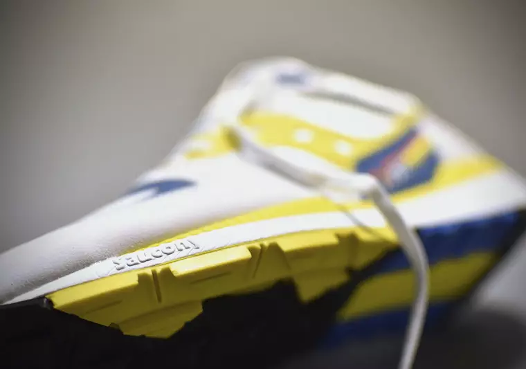 Saucony Azura Blanco Amarillo Azul Fecha de lanzamiento