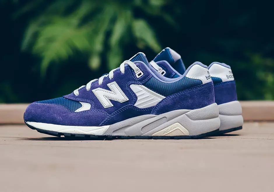 New Balance MT580 көк замша