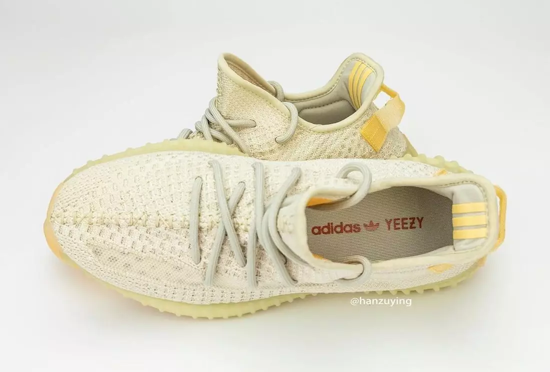 Adidas Yeezy Treisiú 350 V2 Solas UV Dáta Eisiúna