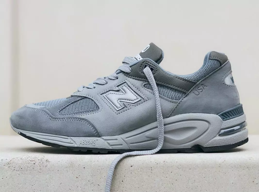 WTAPS x New Balance 990v2 kritt eng global Verëffentlechung