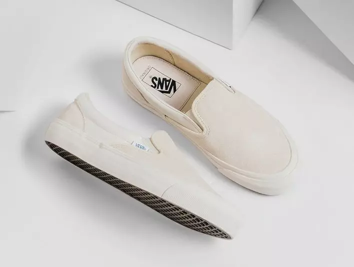 Колекция Vans Slip-On LX Suede Canvas