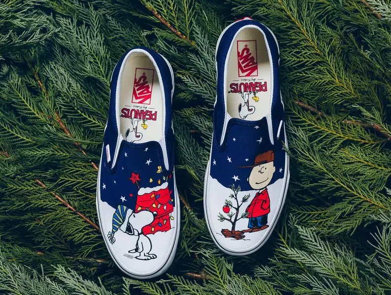 Vans Slip-On Peanuts sărbătorește pomul de Crăciun al lui Charlie Brown