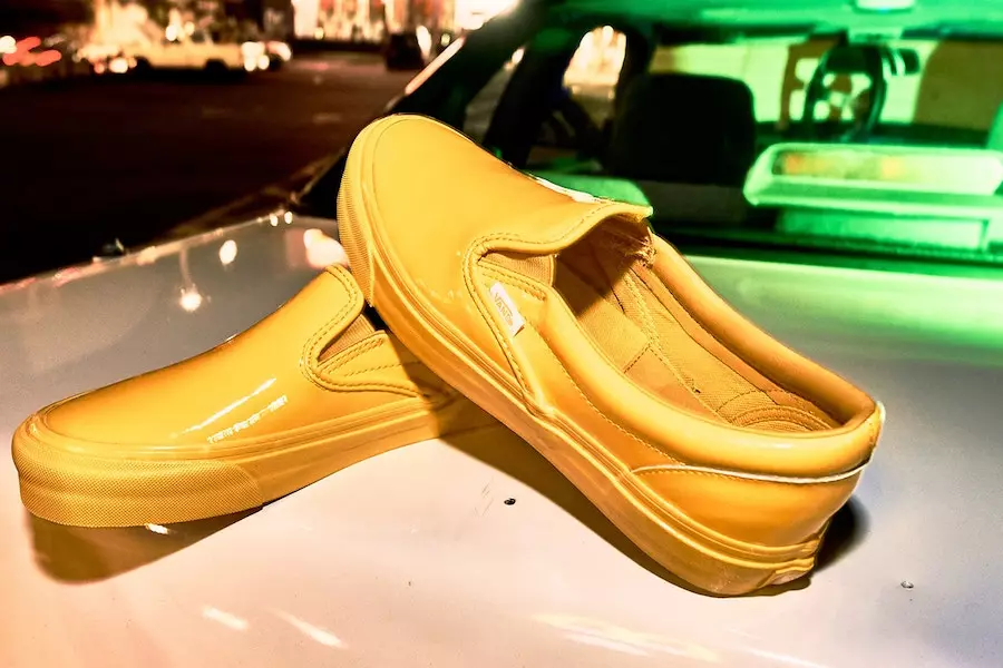 Церемония по откриването Vans Slip-On Patent Pack