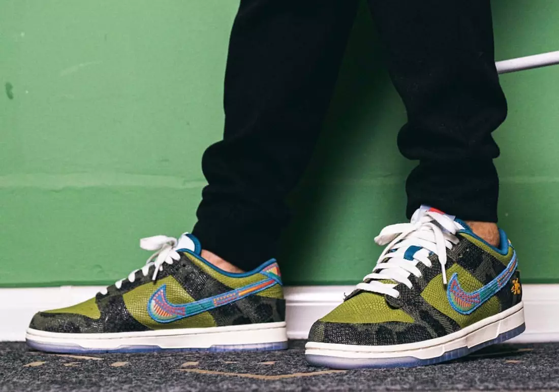 Nike Dunk Low Siempre Familia Day of the Dead DO2160-335 Data di rilascio