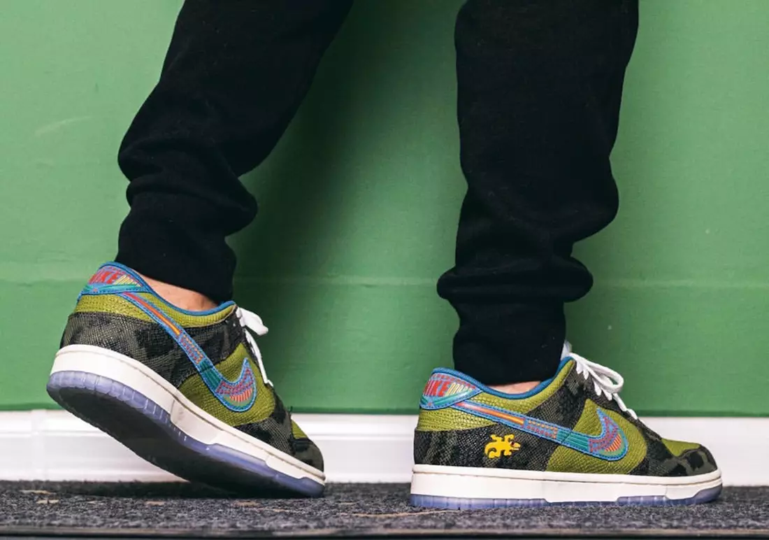 Nike Dunk Low Siempre Familia Day of the Dead DO2160-335 On-Miguu