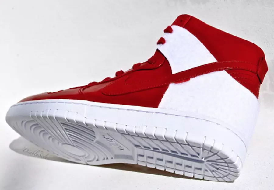 Шкіряні кросівки Nike Dunk High Red Leather White Wool