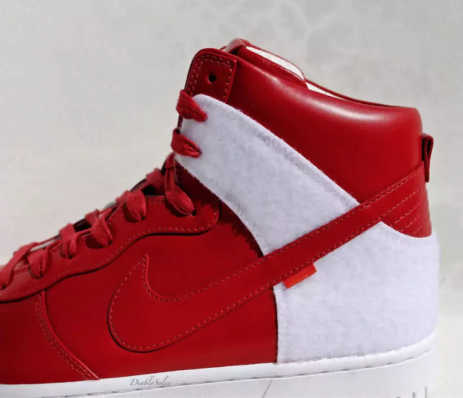 Supreme Nike Dunk High Red Leather White Wool