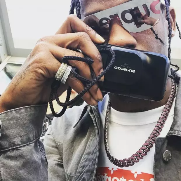 Supreme x Louis Vuitton LV კოლექცია