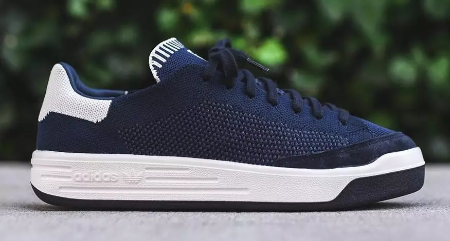 adidas Rod Laver Super Primeknit қара түсті ақ түсті