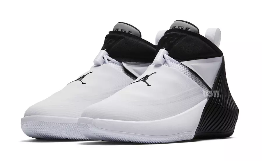 Russell Westbrook Jordan Fly Next Signature Shoe bijele crne