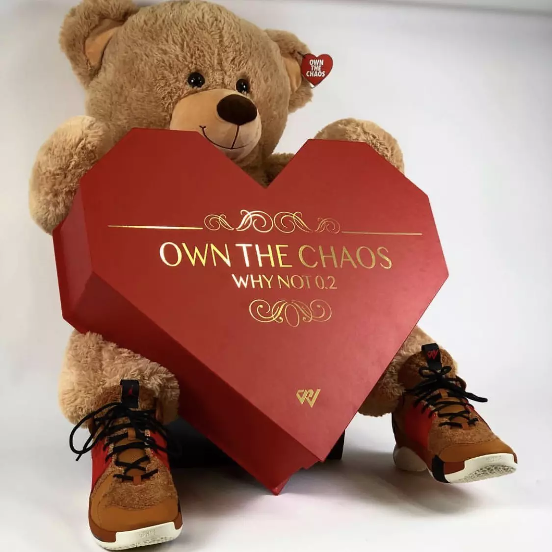 الأردن لماذا لا Zer0.2 Bear Jordan Valentines Day PE