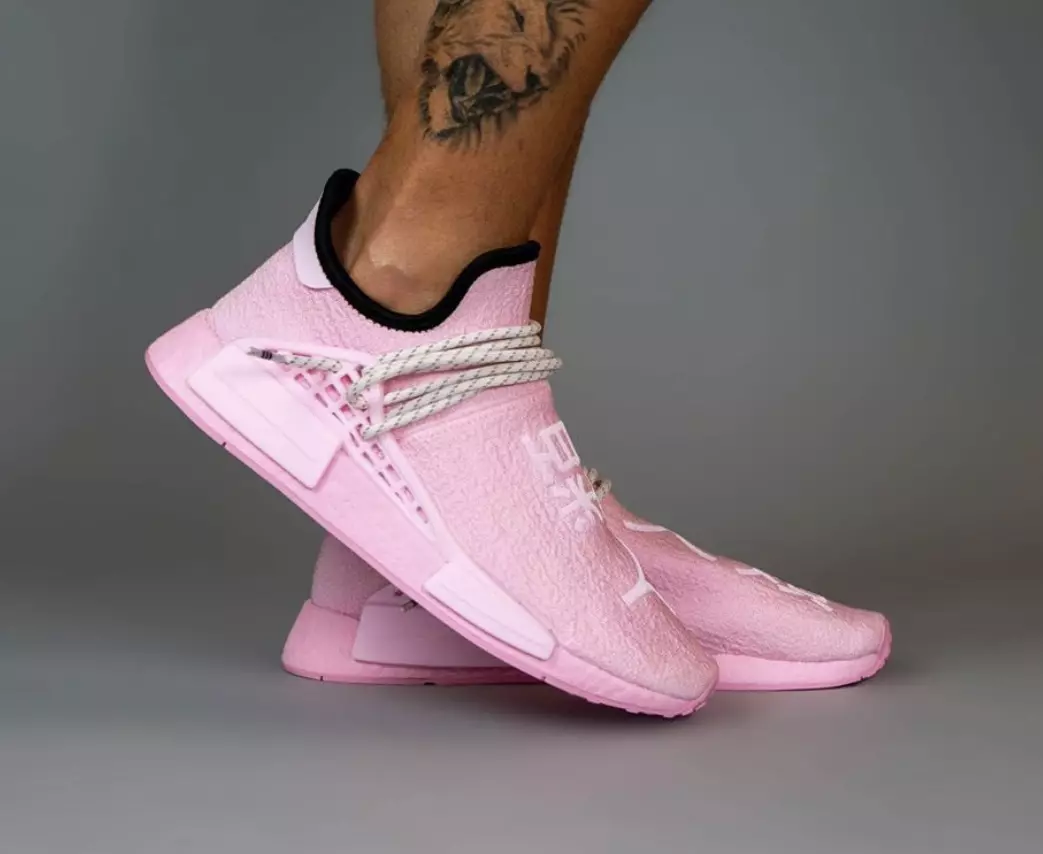 Pharrell adidas NMD Hu Pink GY0088 Data tar-Rilaxx