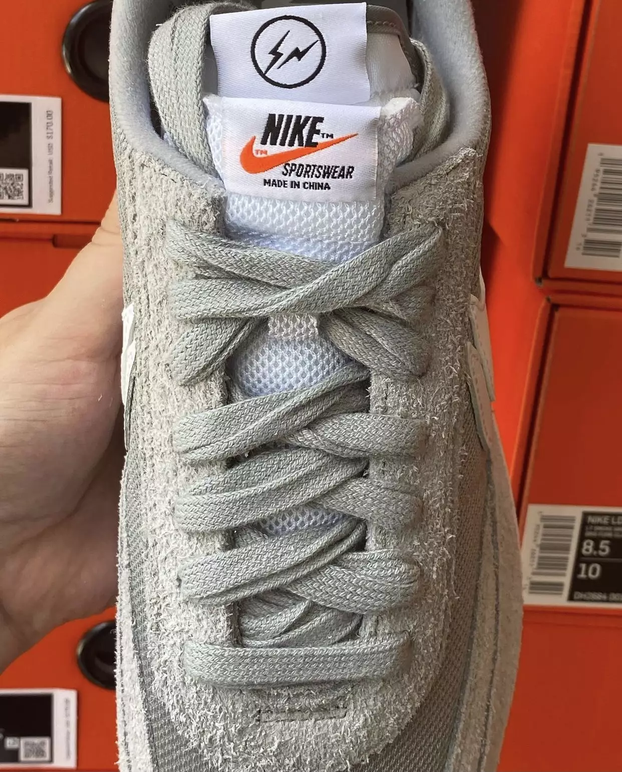 Fragment Sacai Nike LDWaffle Wolf Grey DH2684-001 Dáta Eisiúna Praghsáil