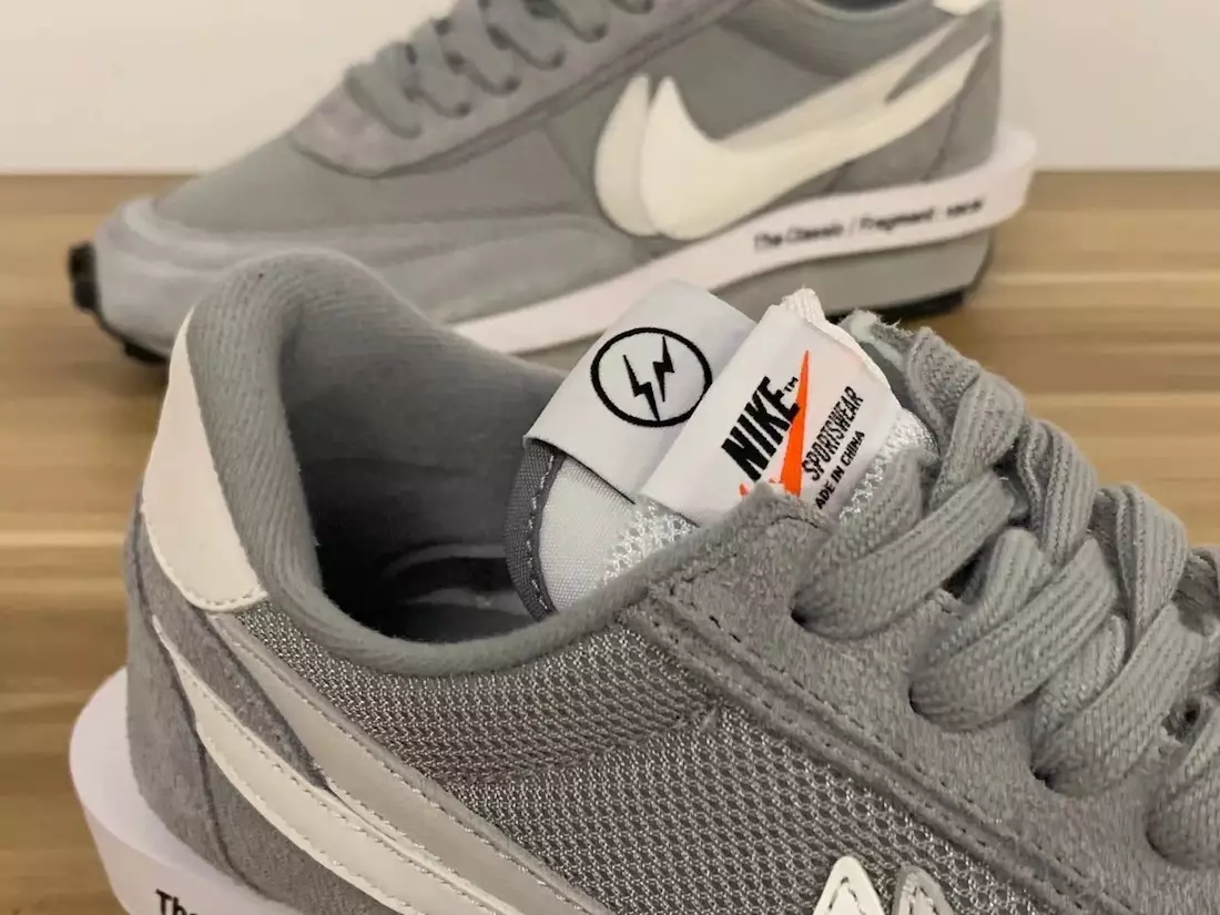 פראַגמענט Sacai Nike LDWaffle וואלף גריי DH2684-001 מעלדונג טאָג