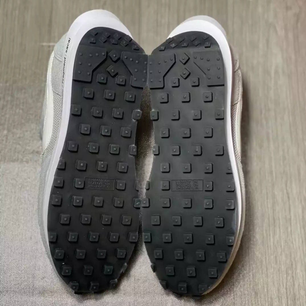 Fragment Sacai Nike LDWaffle Grey White DH2684-001 Dátum vydania Cena