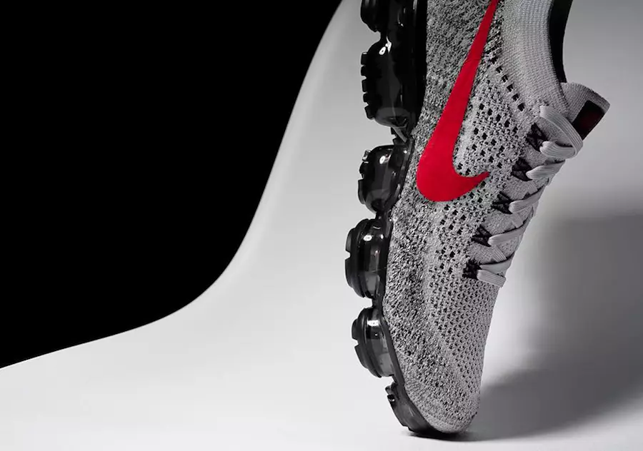 Nike VaporMax Xám đỏ Đen