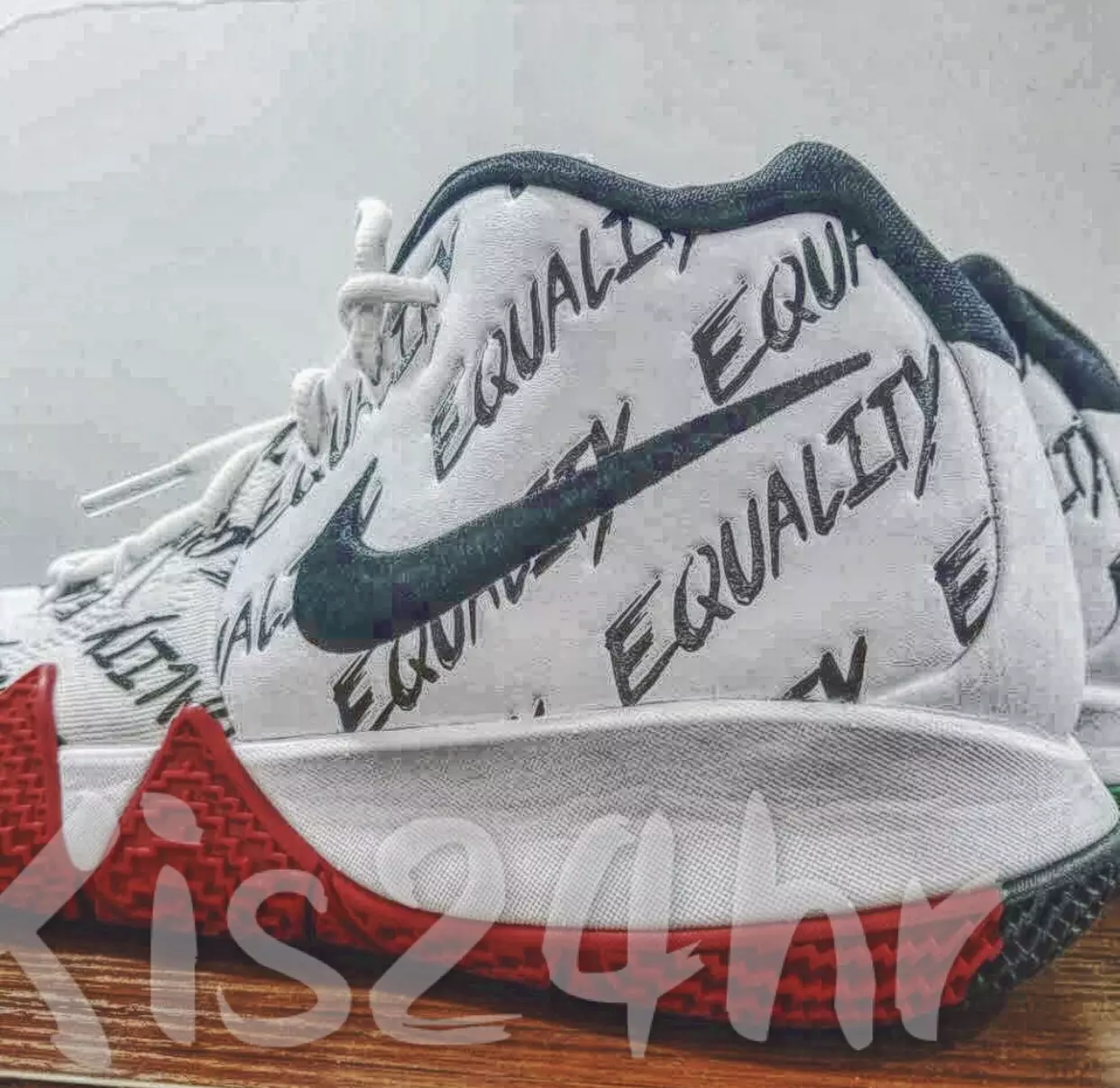 Nike Kyrie 4 BHM Muaji i Historisë së Zezë