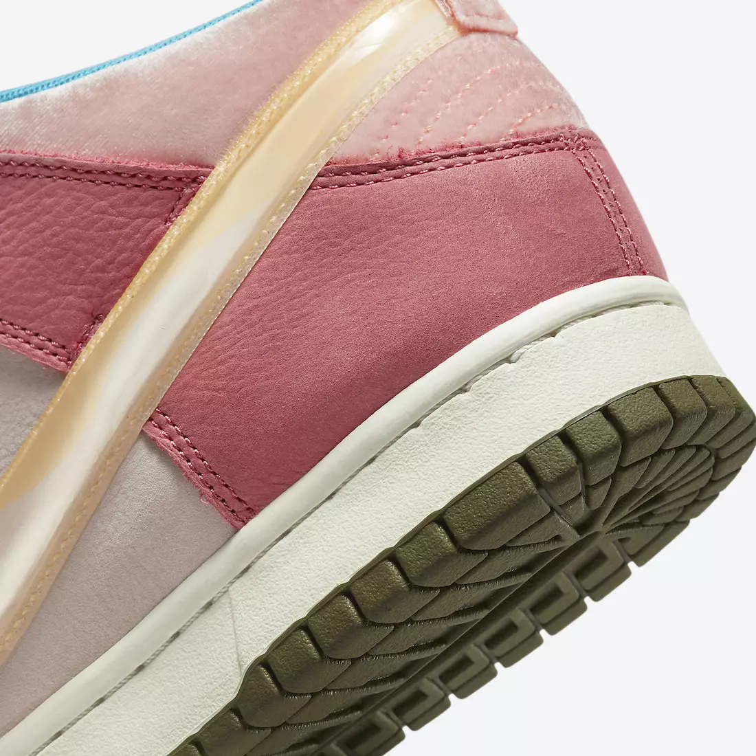 Social status Nike Dunk Mid Pink Glaze DJ1173-600 Releasedatum