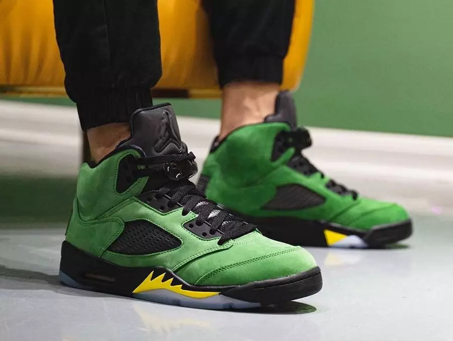 Oregon Air Jordan 5 Elevate CK6631-307 Data di rilascio sui piedi