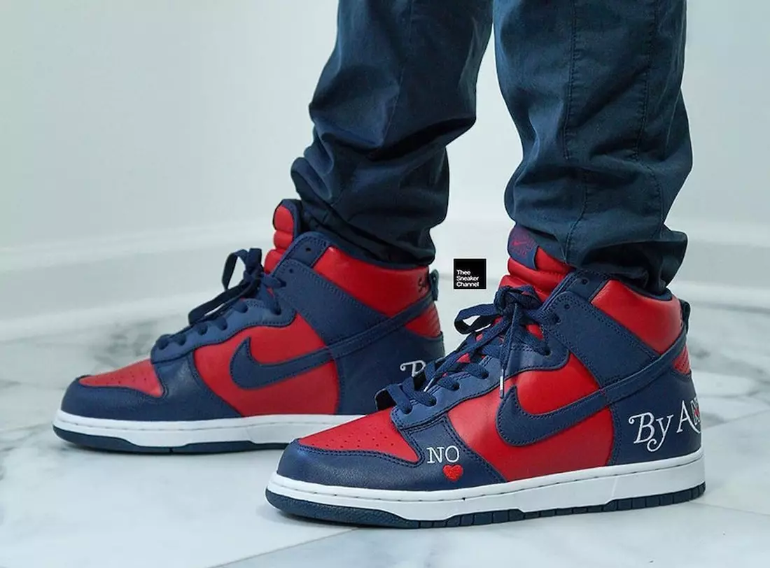 Върховен Nike SB Dunk High By Any Means Red Navy On-Feet