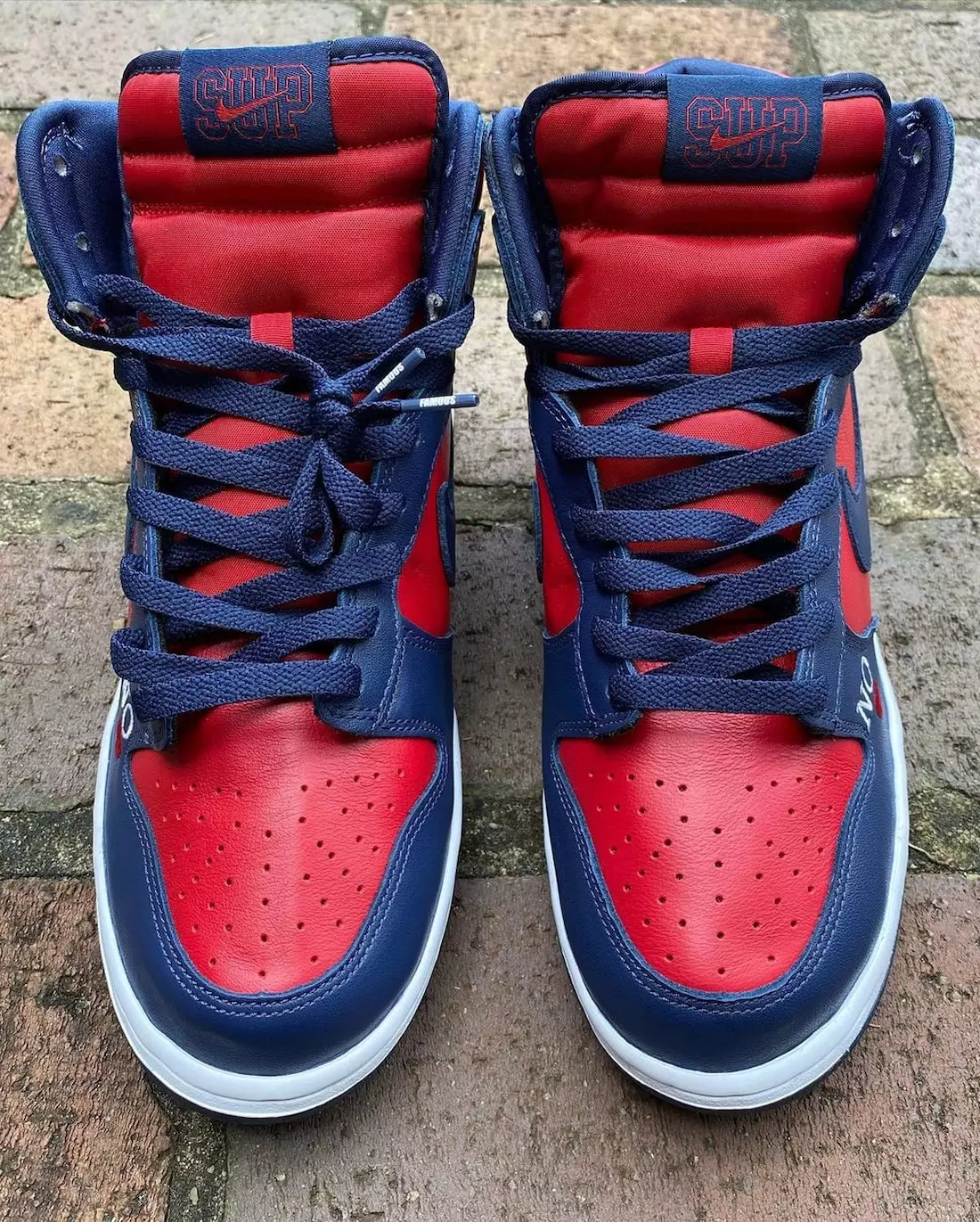 Supreme Nike SB Dunk High By Any Means Navy Red Дата на издаване