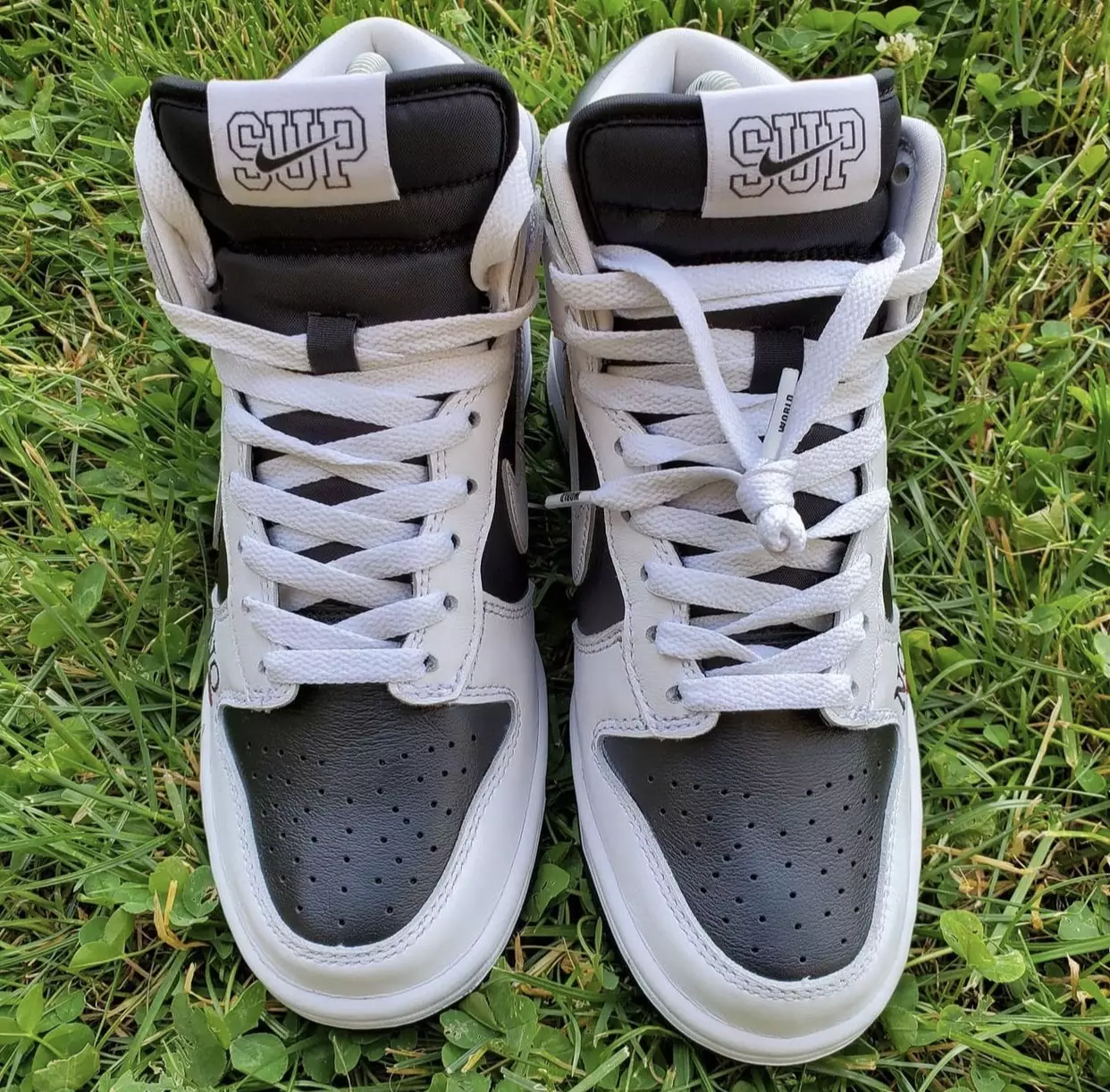 حذاء Nike SB Dunk High بأي وسيلة تاريخ الإصدار