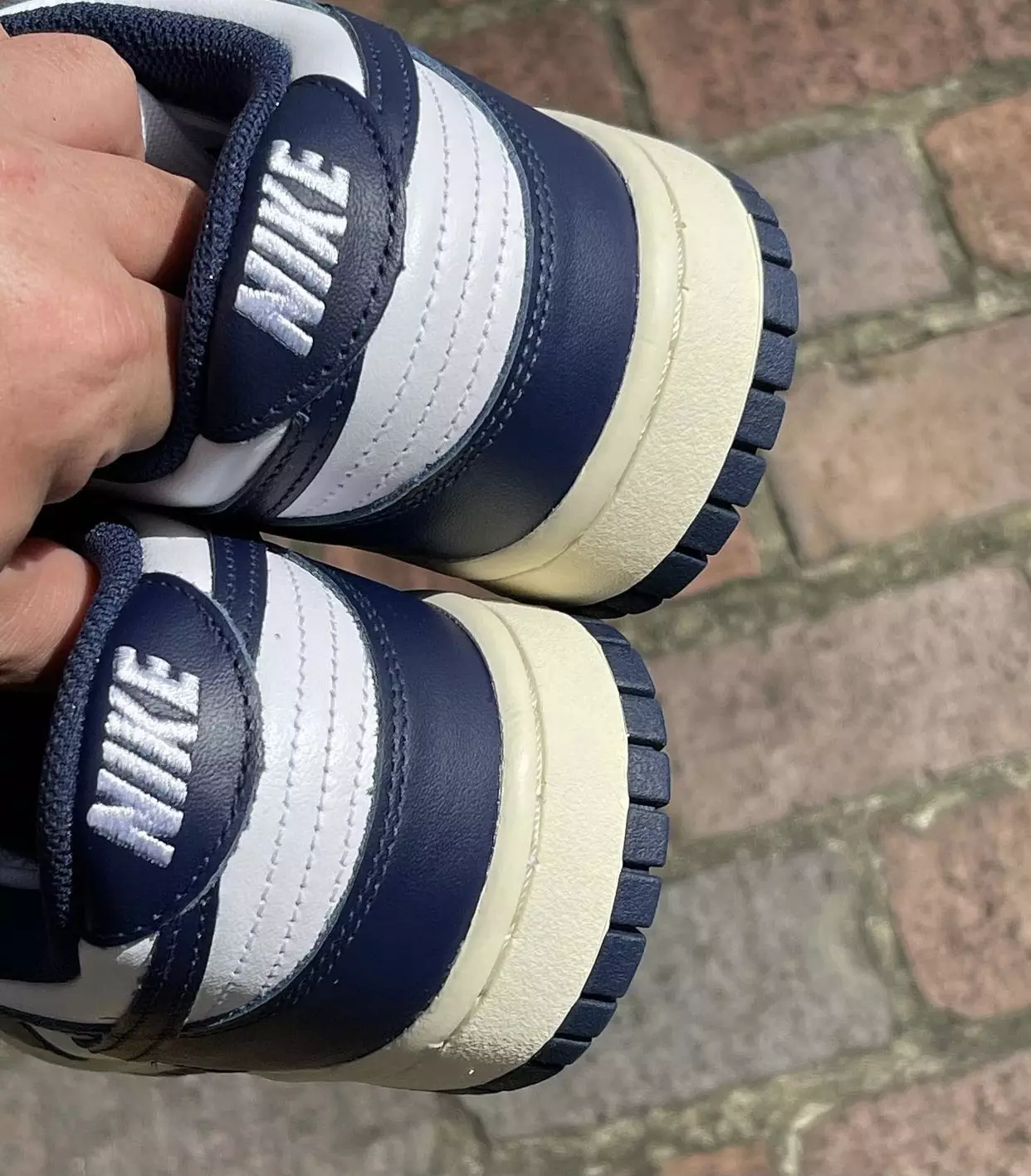 Nike Dunk Low Vintage Navy Julkaisupäivä