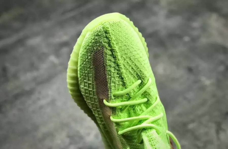 adidas Yeezy Boost 350 V2 GID Glow in the Dark Releasedatum