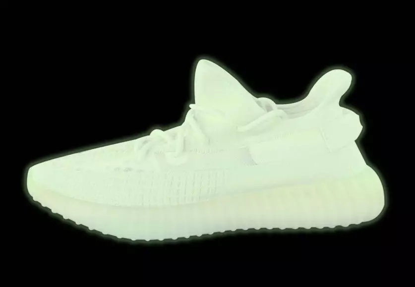 adidas Yeezy Boost 350 V2 Glow v tmavozelenej farbe