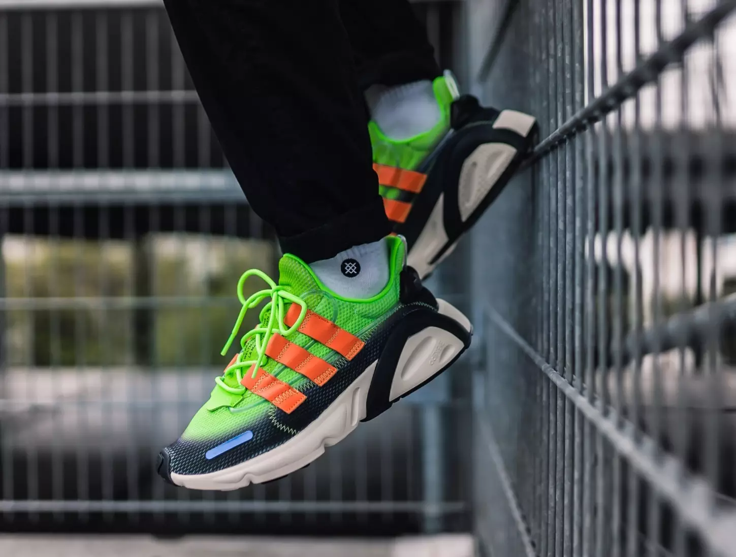 adidas aggiunge il verde solare all'LXCON