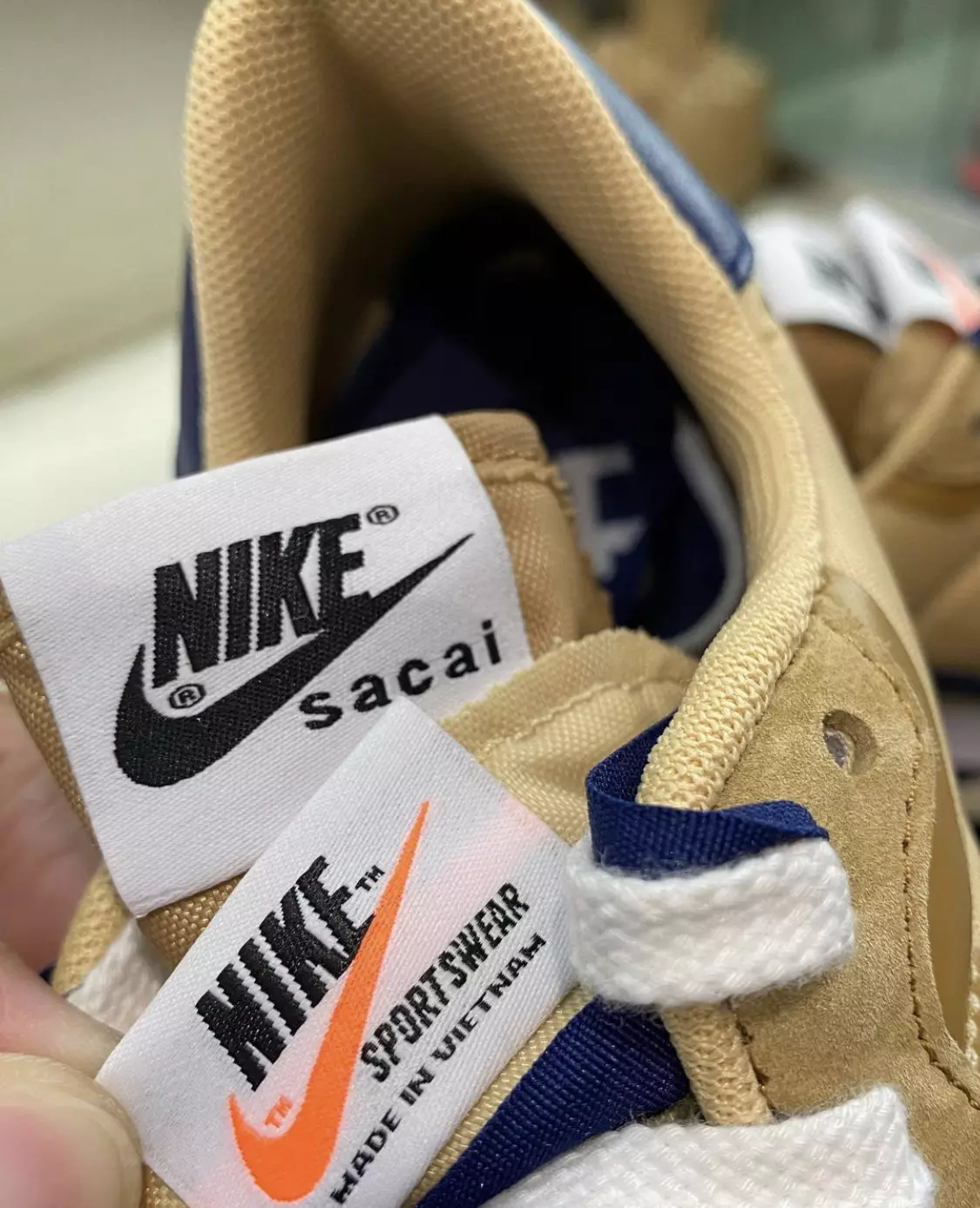 Dátum vydania Sacai Nike VaporWaffle Sesame 2021