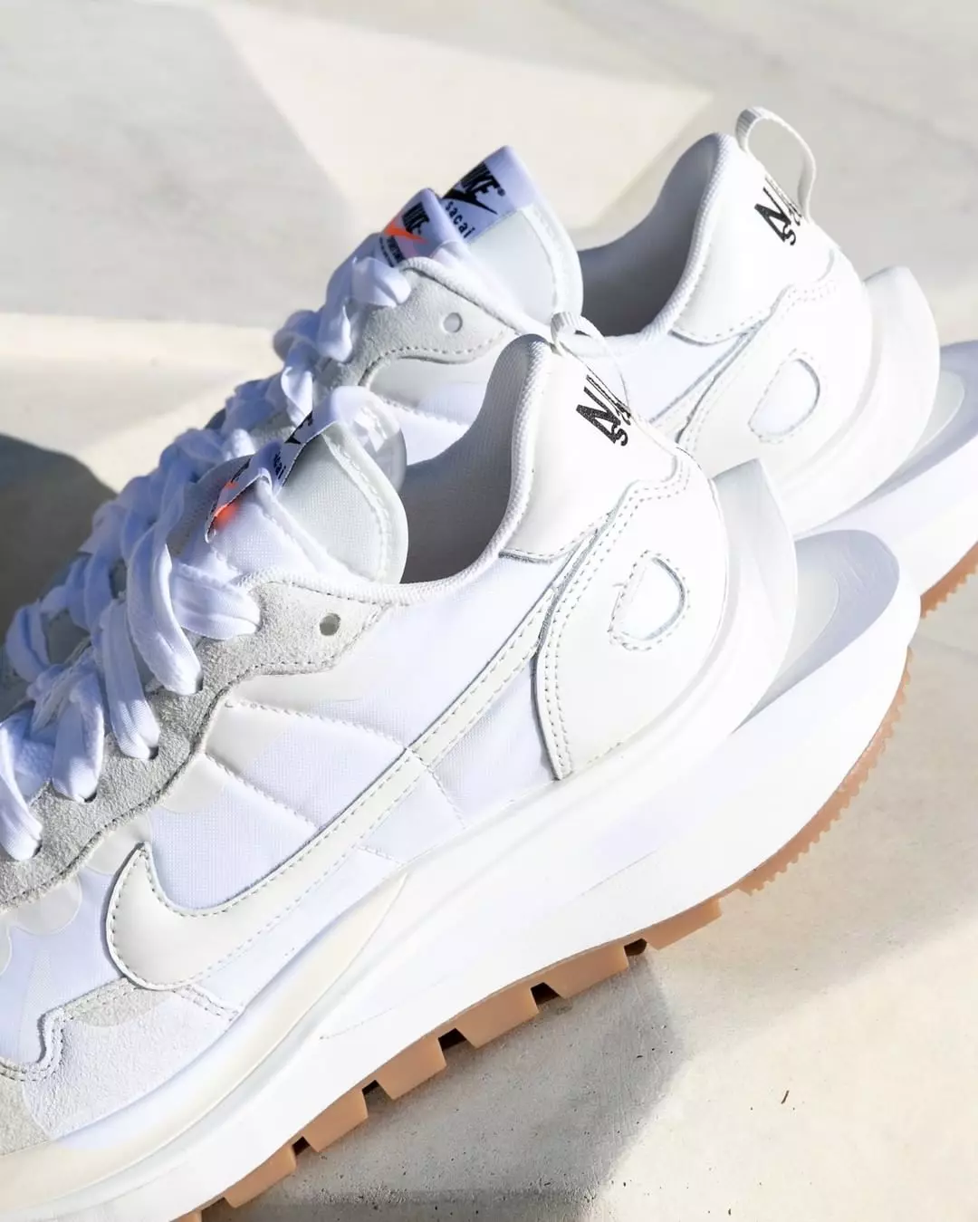 Sacai Nike VaporWaffle Sail DD1875-100 Julkaisupäivä