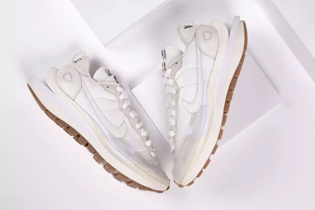 Sacai Nike VaporWaffle Sail DD1875-100 Releasedatum