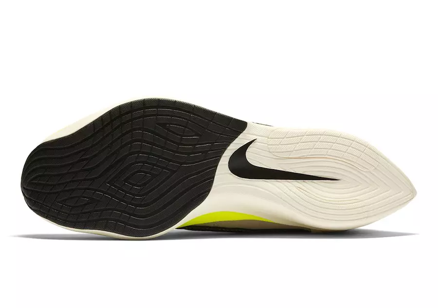 تاریخ انتشار Nike Moon Racer Tan Volt