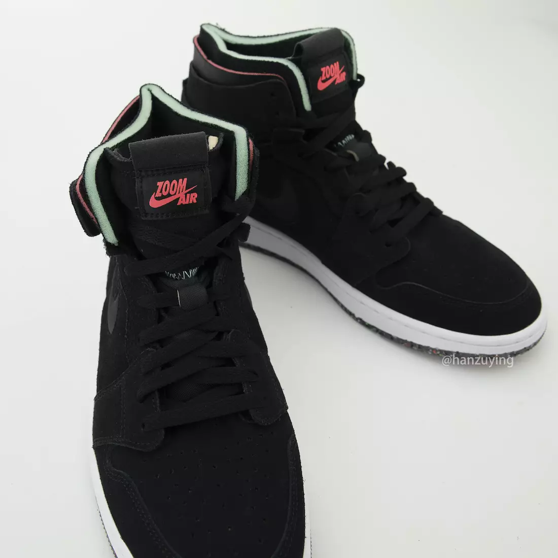 Air Jordan 1 פארגרעסער קאָורט לילאַ CT0978-005 מעלדונג טאָג פּרייסינג