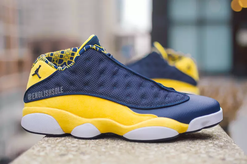 Aer Jordan 13 Íseal Michigan Corpoideachas