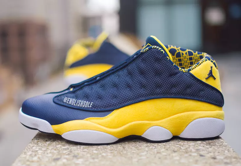 Aer Jordan 13 Íseal Michigan Corpoideachas