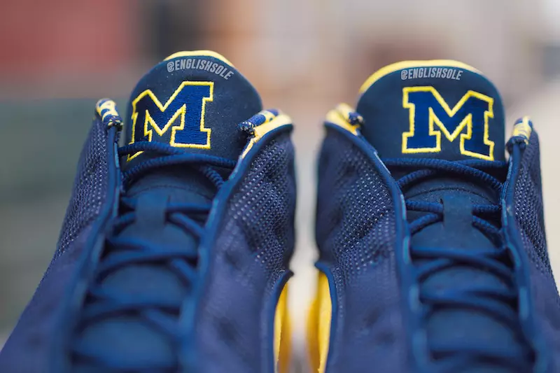 Air Jordan 13 Düşük Michigan PE