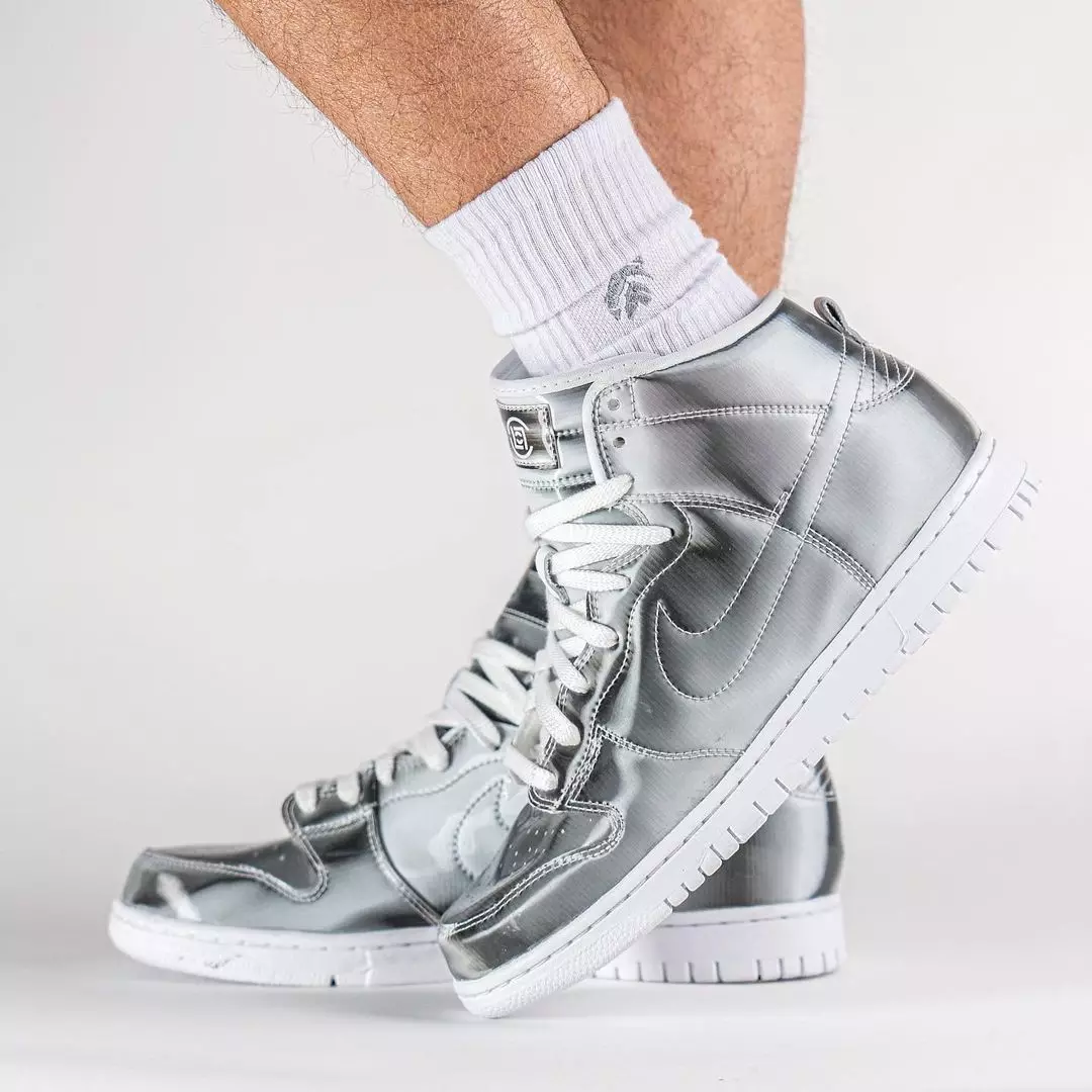 Clot Nike Dunk High DH4444-900 худалдаанд гарсан огноо хөл дээр