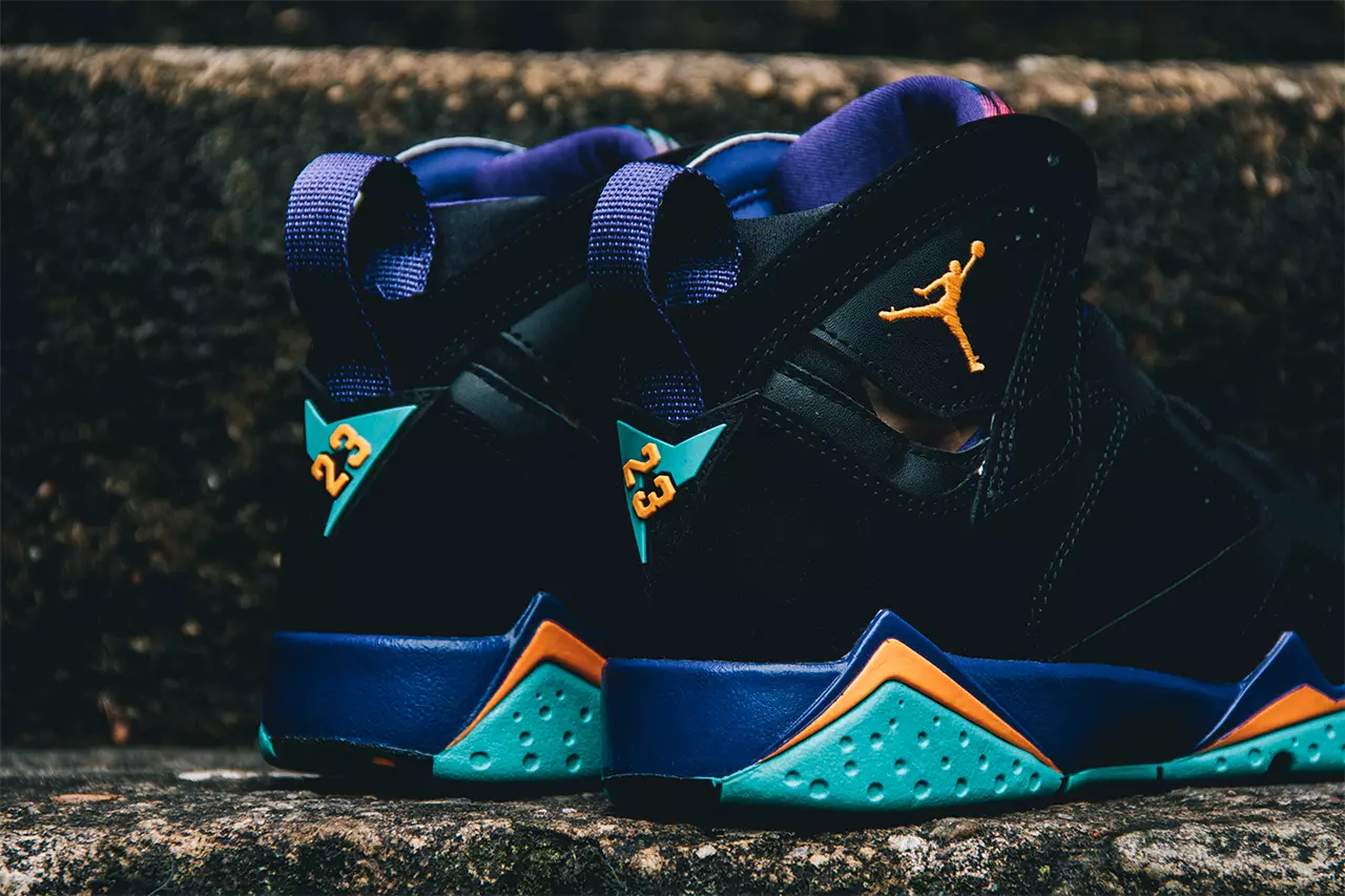 Aer Jordan 7 GS Lola Bunny