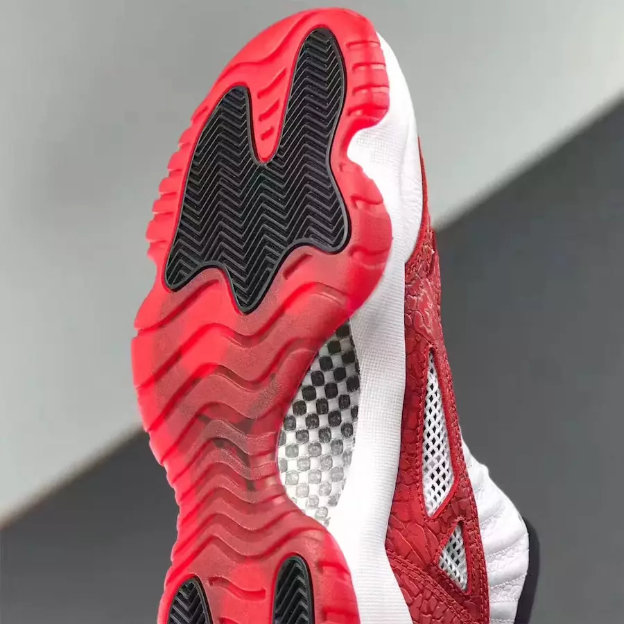 Air Jordan 11 Chini IE Moto Nyekundu 919712-101