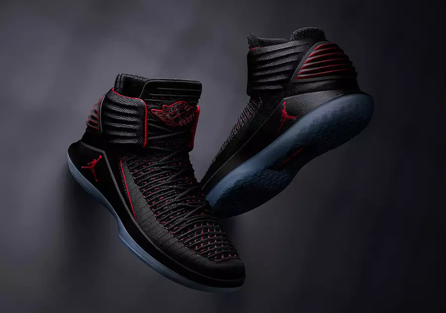 Air Jordan 32 გამოყვანილი შავი წითელი AA1253-001